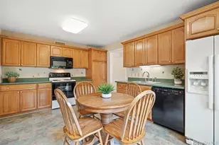 101 Heritage Hills Dr, Somers, NY 10589 - Photo 3