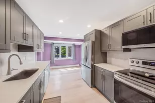 489 Carnation Dr, Shirley, NY 11967 - Photo 7
