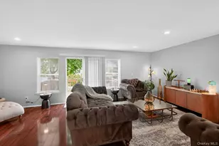 1 Summerfield Cir, Central Islip, NY 11722 - Photo 7