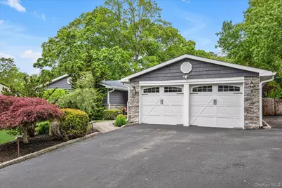 15 Bluff Circle, Hauppauge, NY 11788 - Photo 3