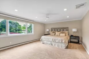 15 Bluff Cir, Hauppauge, NY 11788 - Photo 15