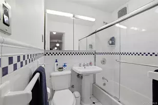 337 E 50th St, New York, NY 10022 - Photo 9