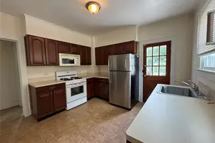 28 Sound Beach Ave, Bayville, NY 11709 - Photo 7