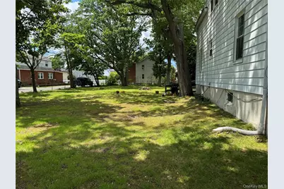 28 Sound Beach Avenue, Bayville, NY 11709 - Photo 13