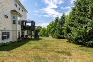 8 Cedardale Loop, Wappingers Falls, NY 12590 - Photo 9