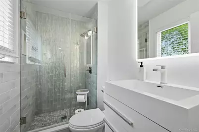 29 Kirkland Drive, Greenlawn, NY 11740 - Photo 13
