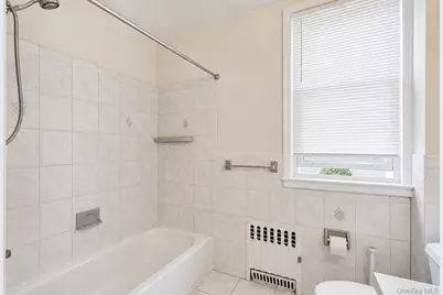 27 Alice Court, East Rockaway, NY 11518 - Photo 19