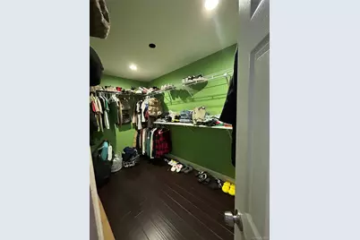 246 Parkway Boulevard, Wyandanch, NY 11798 - Photo 11