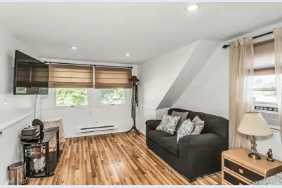 93 Gilroy Avenue, Uniondale, NY 11553 - Photo 17