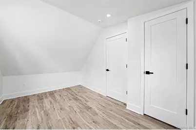 295 Cuba Hill Road, Huntington, NY 11743 - Photo 19