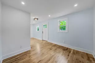 295 Cuba Hill Rd, Huntington, NY 11743 - Photo 5