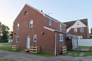 79 Elmwood Ave, Hempstead, NY 11550 - Photo 15