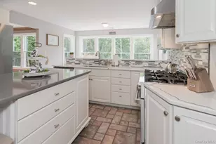 102 Beverly Rd, Chester, NY 10918 - Photo 9