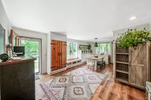 8 Hill St E, Wading River, NY 11792 - Photo 3