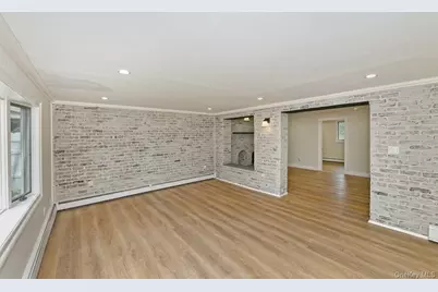 107 Beverly Road, Massapequa, NY 11758 - Photo 25