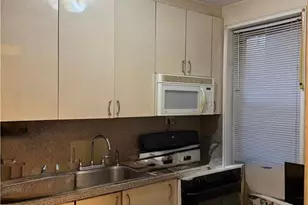 150 West End Ave, Brooklyn, NY 11235 - Photo 11