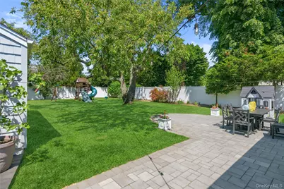 51 Fox Boulevard, Massapequa, NY 11758 - Photo 29