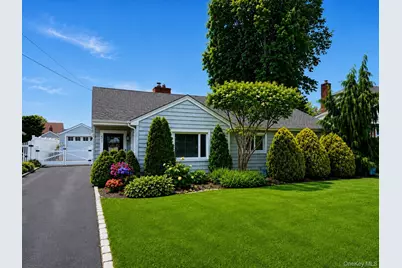 51 Fox Boulevard, Massapequa, NY 11758 - Photo 1