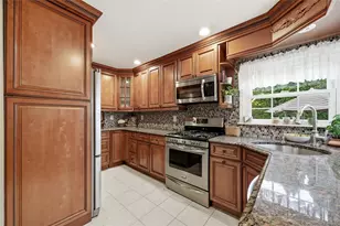 99 Oldfield Ave, Amityville, NY 11701 - Photo 15