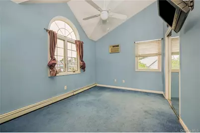 88 Bloomingdale Road, Levittown, NY 11756 - Photo 17