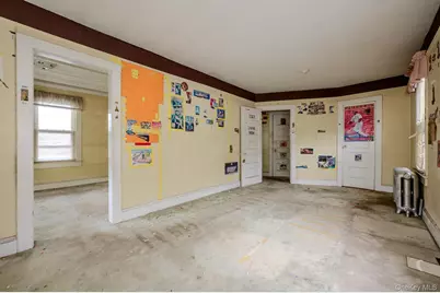 299 Tompkins Avenue, Yonkers, NY 10703 - Photo 13
