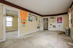 299 Tompkins Ave, Yonkers, NY 10703 - Photo 13