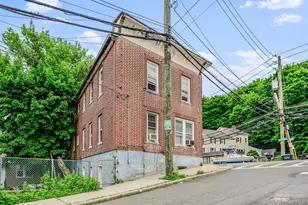299 Tompkins Ave, Yonkers, NY 10703 - Photo 29