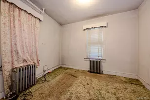 299 Tompkins Ave, Yonkers, NY 10703 - Photo 9