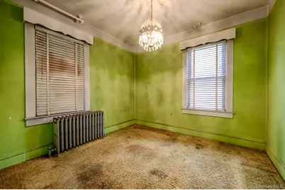 299 Tompkins Avenue, Yonkers, NY 10703 - Photo 7