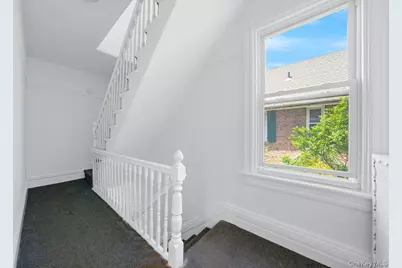 261 E 239th Street, Bronx, NY 10470 - Photo 27
