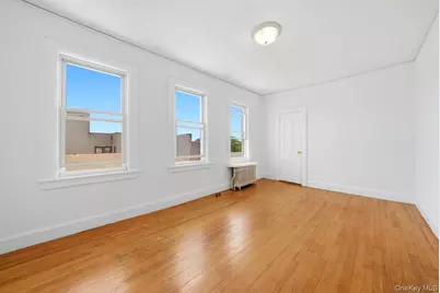 261 E 239th Street, Bronx, NY 10470 - Photo 31