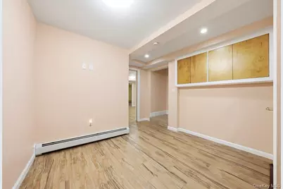 261 E 239th Street, Bronx, NY 10470 - Photo 39