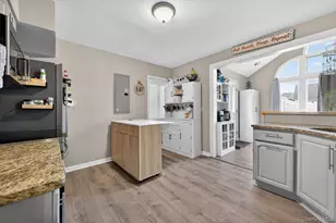 1438 Harding St, North Bellmore, NY 11710 - Photo 9
