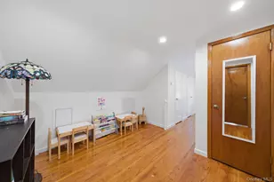 1905 Park Ave, East Meadow, NY 11554 - Photo 23