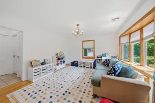 1905 Park Ave, East Meadow, NY 11554 - Photo 11