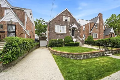 1843 Yates Avenue, Bronx, NY 10461 - Photo 1