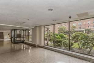 105-38 63rd Dr, Forest Hills, NY 11375 - Photo 17