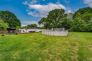 4 Country Greens Dr, Holtsville, NY 11742 - Photo 23