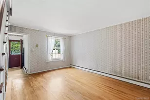 4 Russett Ln, Great River, NY 11739 - Photo 13