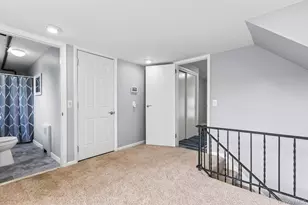 31 Old Farms Rd, Poughkeepsie, NY 12603 - Photo 11