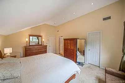 24 4th Avenue, Rocky Point, NY 11778 - Photo 19