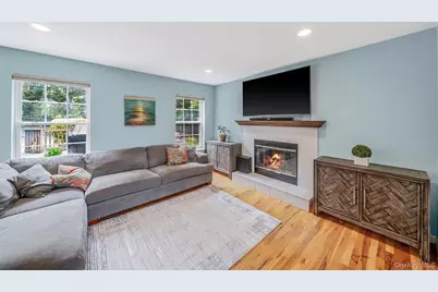 24 4th Avenue, Rocky Point, NY 11778 - Photo 11