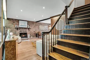 27 Arcadia Dr, Dix Hills, NY 11746 - Photo 11