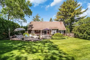27 Arcadia Dr, Dix Hills, NY 11746 - Photo 47