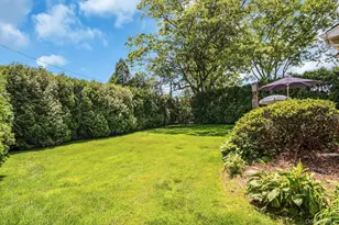 27 Arcadia Dr, Dix Hills, NY 11746 - Photo 43