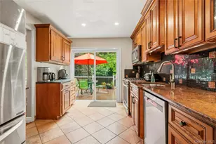 4 Forest Knoll Dr, Suffern, NY 10901 - Photo 11