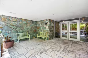 579 W 215th St, New York, NY 10034 - Photo 15