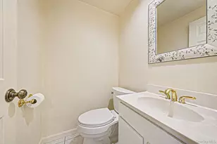 301 Birchwood Rd, Medford, NY 11763 - Photo 15