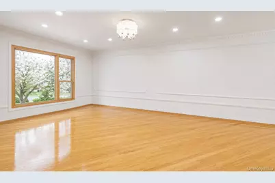 79-19 149th Street, Kew Gardens, NY 11367 - Photo 13
