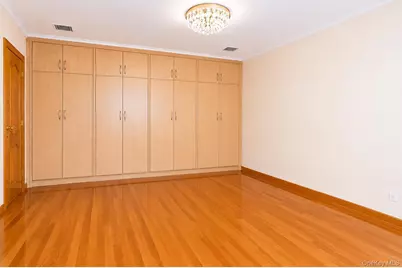 79-19 149th Street, Kew Gardens, NY 11367 - Photo 17